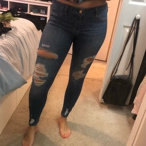 Hollister Mid-Rise Ripped Jeggings